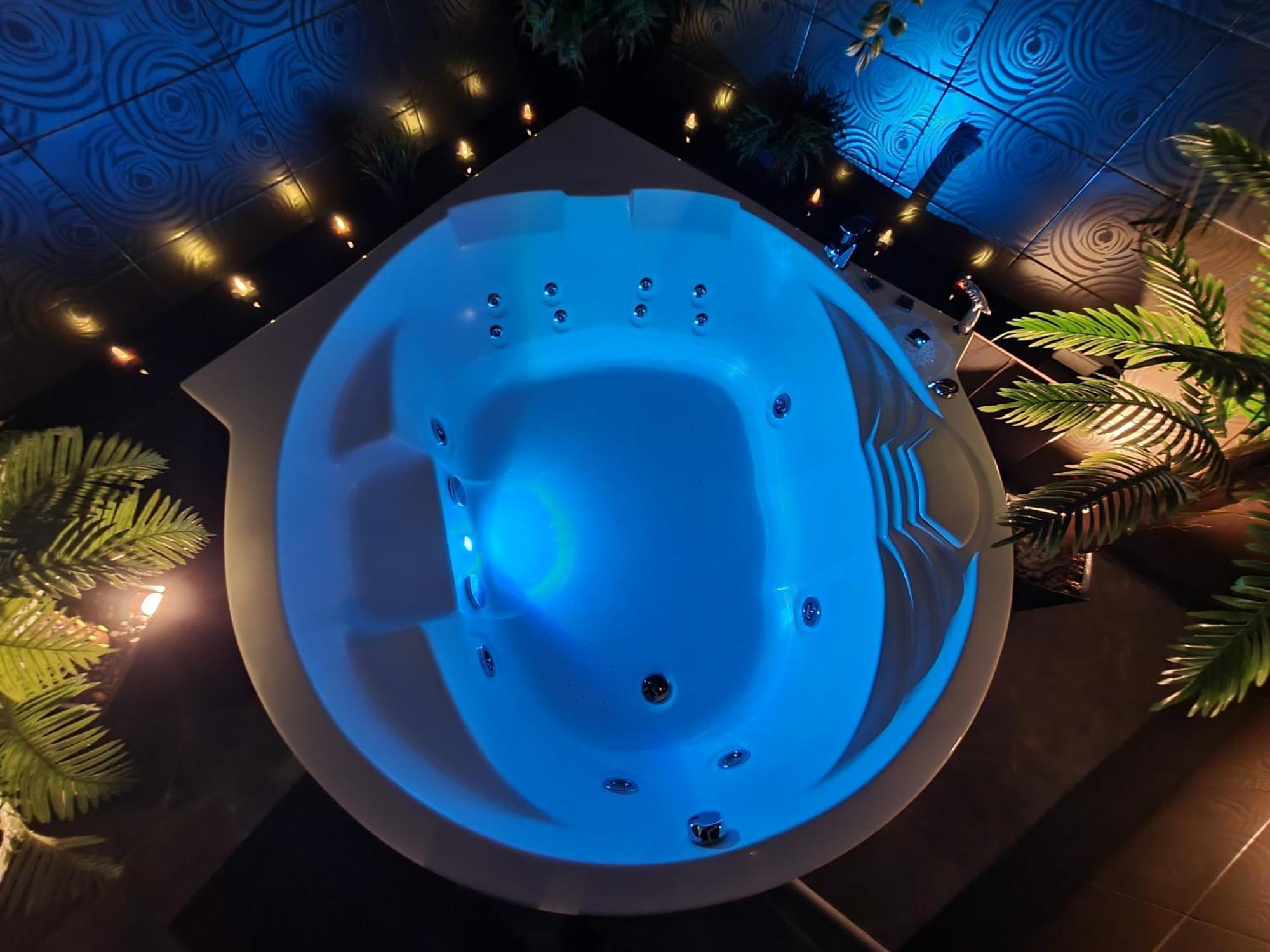 Apartahotel Z Jacuzzi Rynek