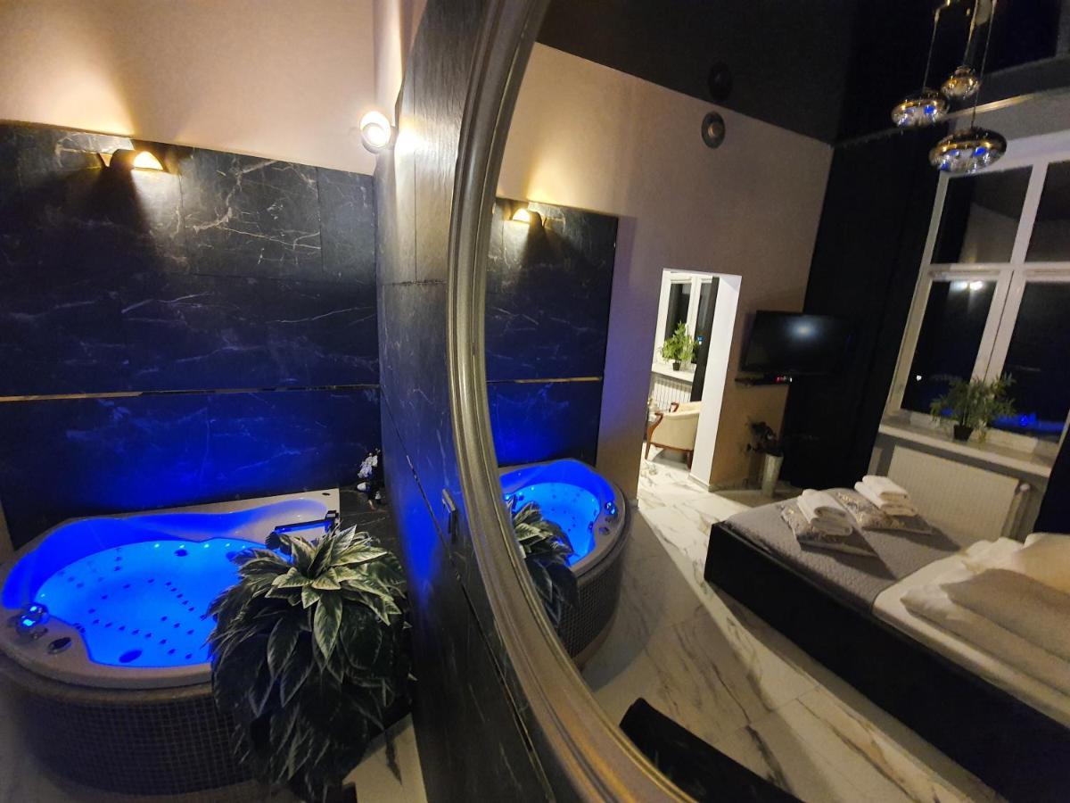 Apartahotel Z Jacuzzi Rynek