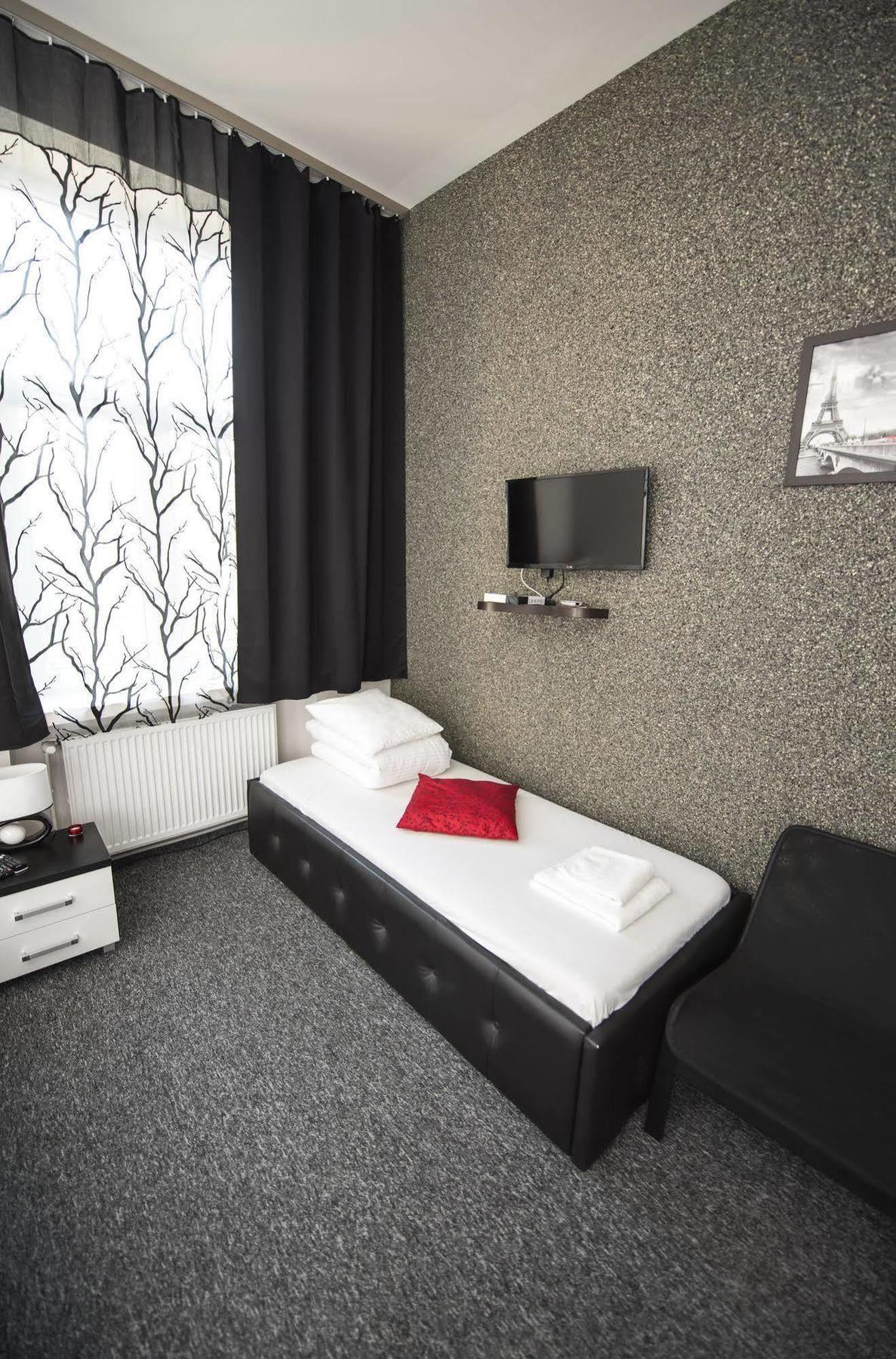 Z Jacuzzi Rynek Apartahotel 3*